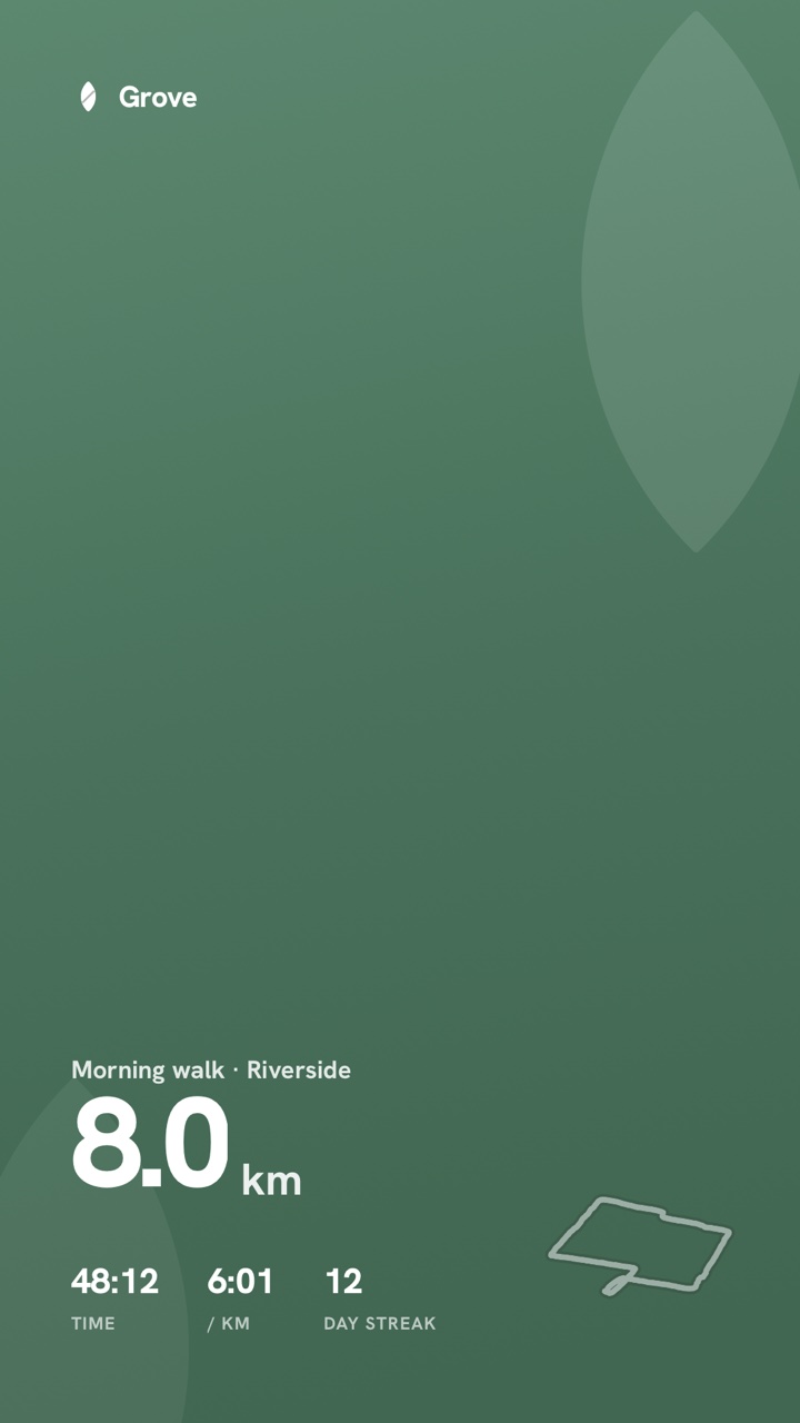 The same Grove share card without a photo: plain green, with the same distance, time, pace and streak